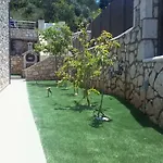 Lydia * Κατομέρι