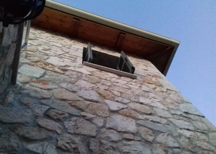 Διαμέρισμα Lydia *